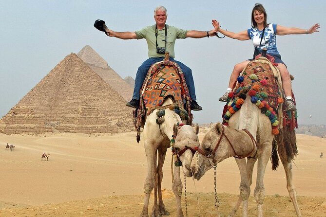 Cairo: Sound and light show with Dinner with Pyramids view - Key Points