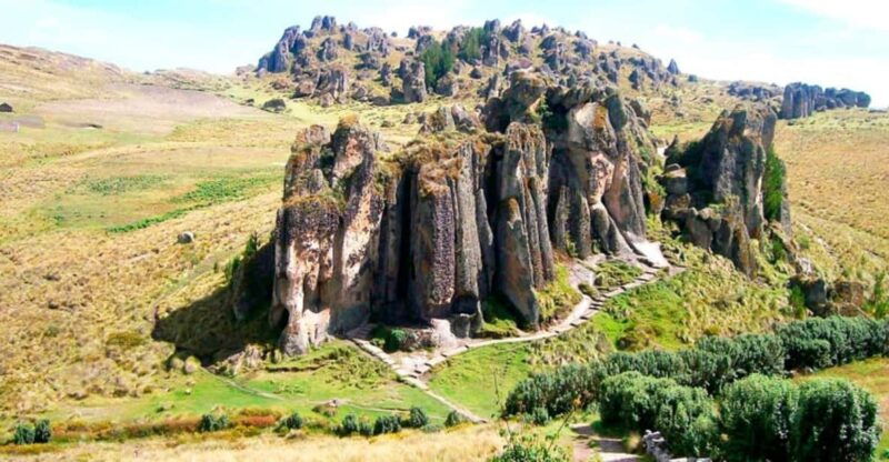 cajamarca-explore-the-archaeological-complex-of-cumbemayo-2