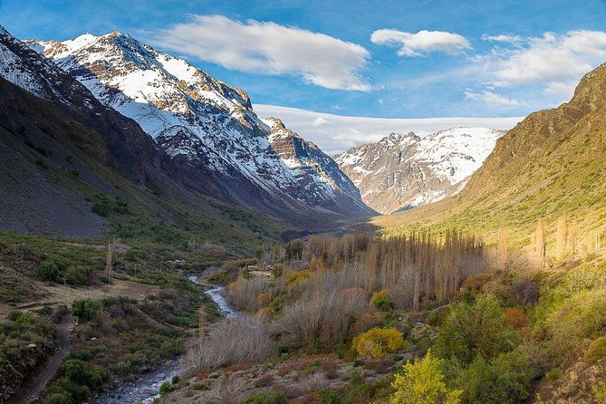 cajon-del-maipo-el-yeso-reservoir-and-colina-hot-springs