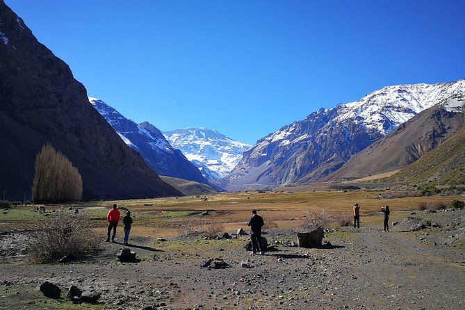 cajon-del-maipo-view-of-the-volcano-small-group-waterfall