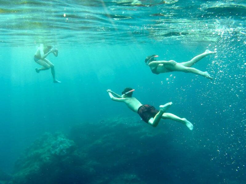 cala-codolar-guided-sea-kayaking-and-snorkeling-tour