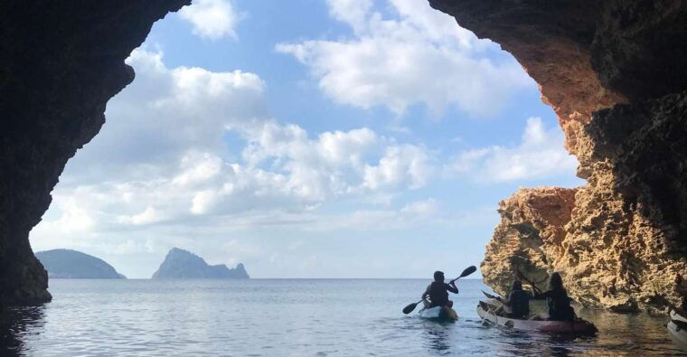cala-codolar-guided-sea-kayaking-and-snorkeling-tour