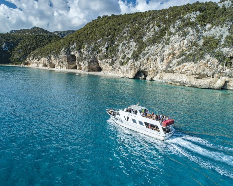 cala-gonone-bue-marino-cave-cala-luna-beach-boat-tour