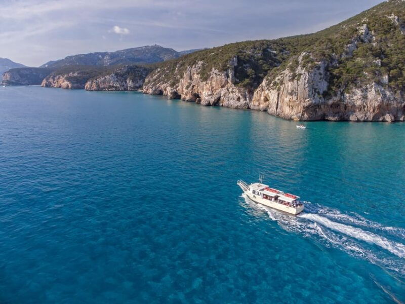 cala-gonone-cala-luna-and-cala-sisine-boat-tour