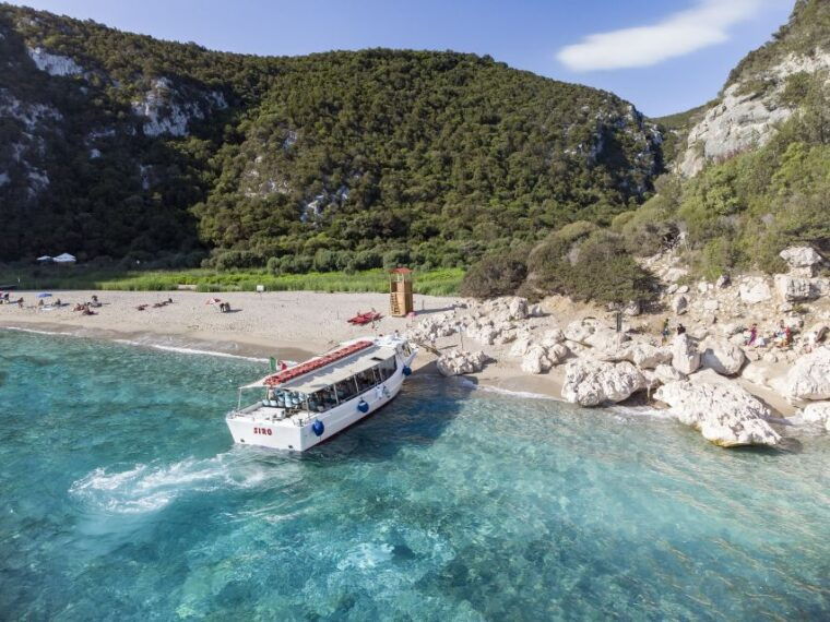 cala-gonone-guided-boat-tour-to-cala-luna-beach