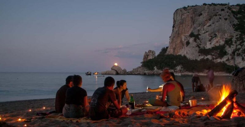 cala-luna-by-night