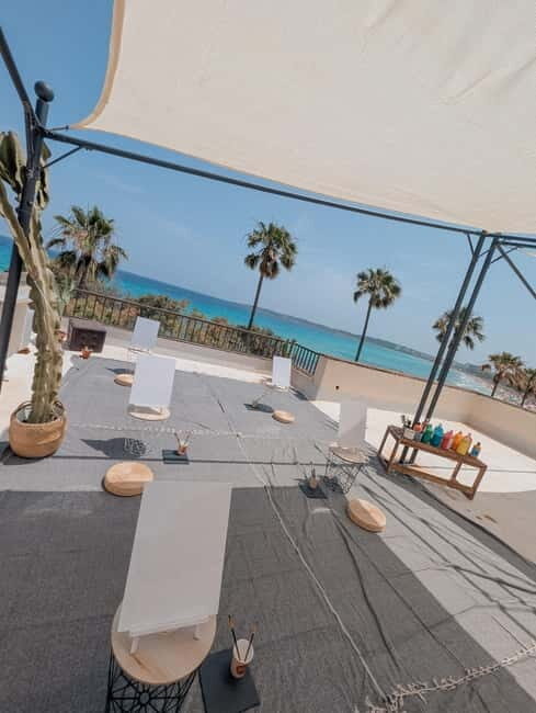 Cala Millor: Cava & Canvas Art Night at Coconut Shack - The Sum Up