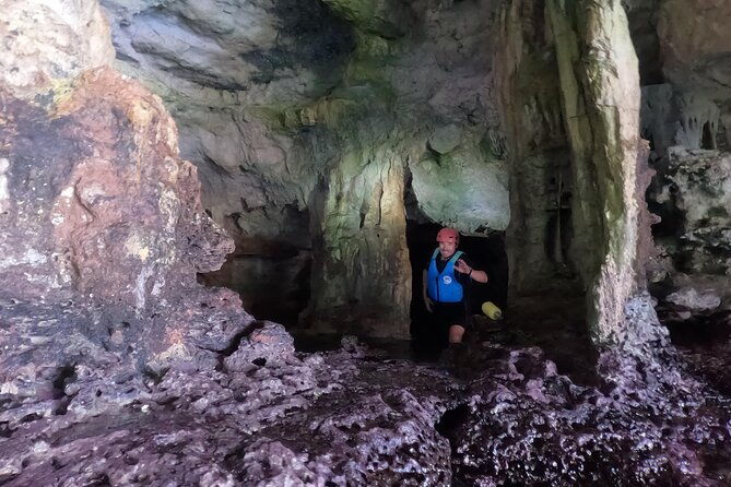 cala-varques-guided-kayak-sea-caves-expedition-snorkeling-2