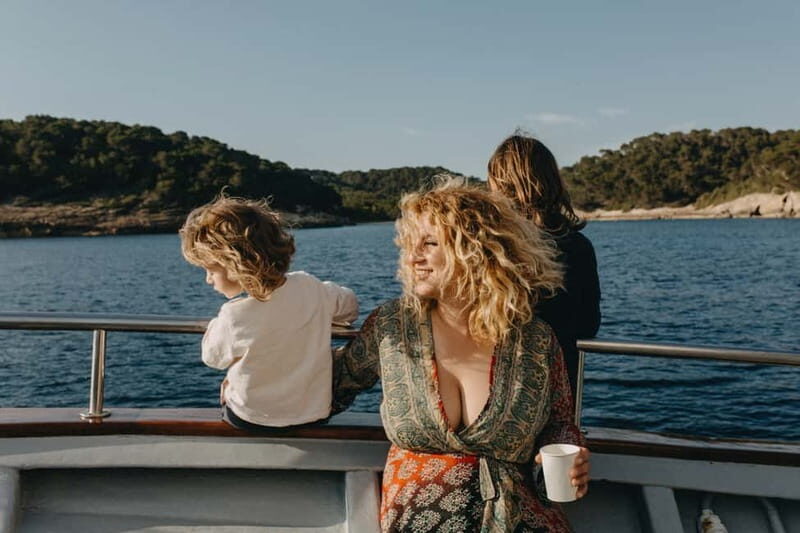 Cala'n Bosc: 3.5-Hour South Coast Sightseeing Boat Trip - What Makes This Tour a Good Choice?