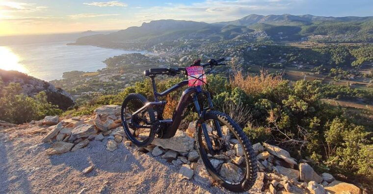 calanques-national-park-e-mountain-bike-with-virtual-guide
