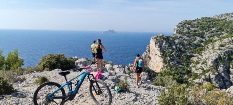 calanques-national-park-e-mountain-bike-with-virtual-guide