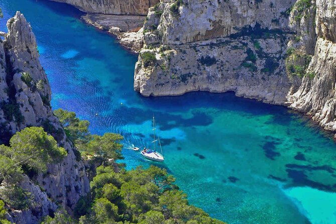 calanques-of-cassis-the-village-and-wine-tasting