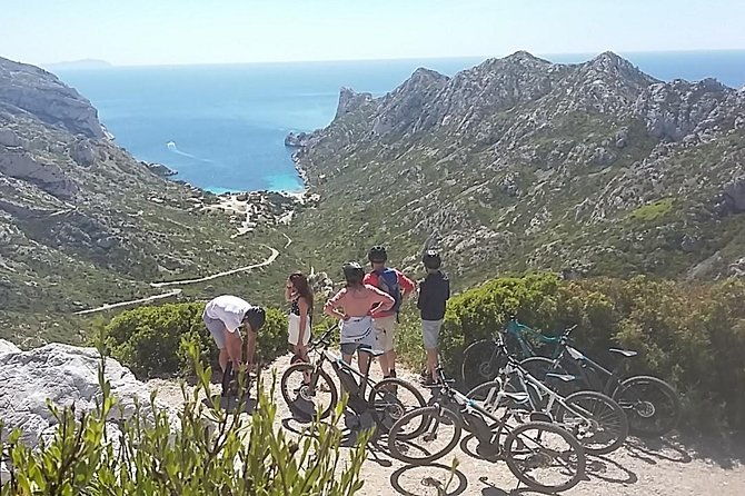 calanques-trilogy-electric-bike-tour-from-marseille
