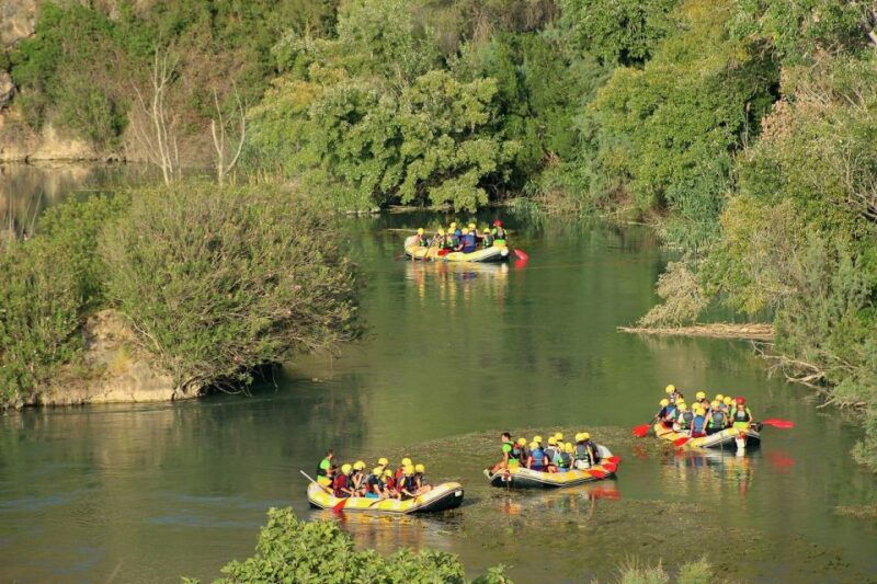 calasparra-almadenes-canyon-rafting-with-caves-and-rock-art