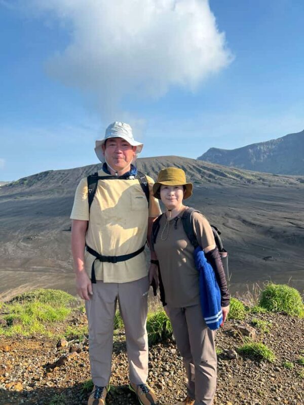 Caldera Trekking Tour with Coffeein Aso Nakadake Takadake) - Detailed Breakdown of the Experience