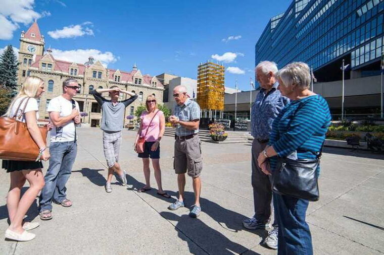 calgary-3-hour-sightseeing-bus-tour