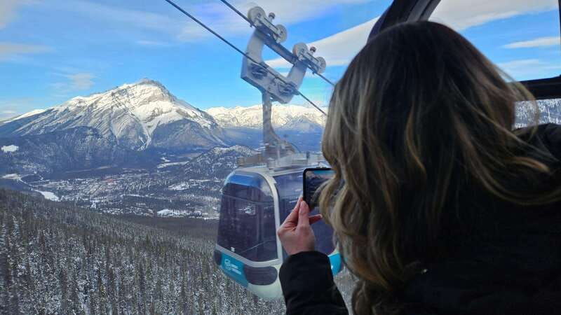 calgary-canmore-banff-lake-louise-gondola-included