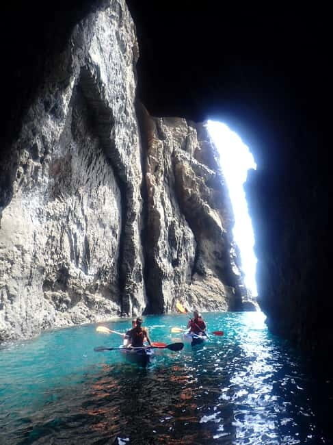 Calheta Kayak Adventure - An In-Depth Look at the Calheta Kayak Adventure