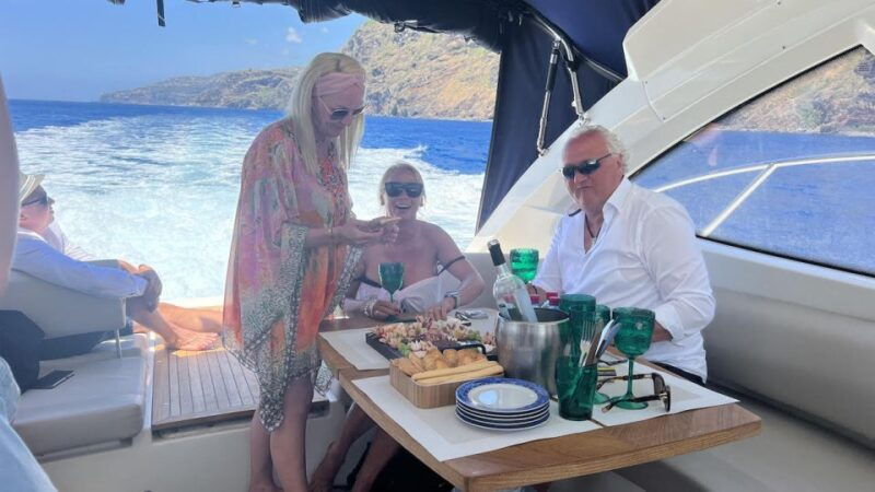 calheta-private-charter-aestus-luxury-boat