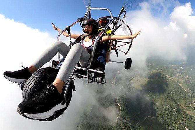cali-paragliding-feel-and-live-the-true-flying-sensation