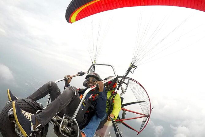 cali-paragliding-feel-and-live-the-true-flying-sensation