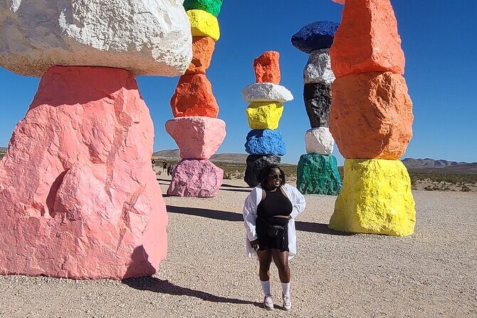 California Desert, Seven Magic Mountains and Las Vegas Sign - What Makes This Tour Stand Out?