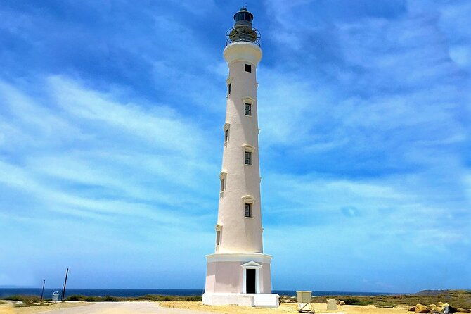 california-lighthouse-observatory-entrance-in-aruba