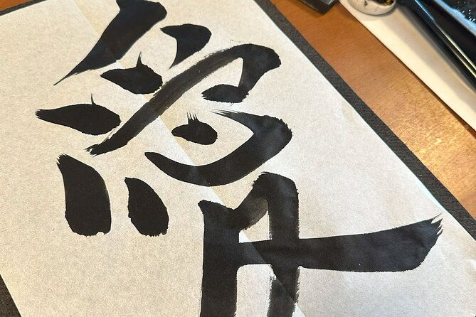 calligraphy-and-matcha-in-a-warm-kumamoto-home-2