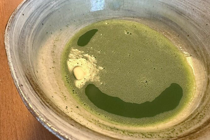 calligraphy-and-matcha-in-a-warm-kumamoto-home-2