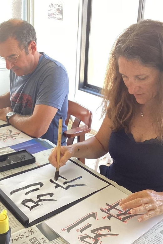 calligraphy-class-for-beginners-in-beppu