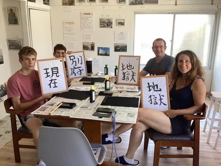 calligraphy-class-for-beginners-in-beppu