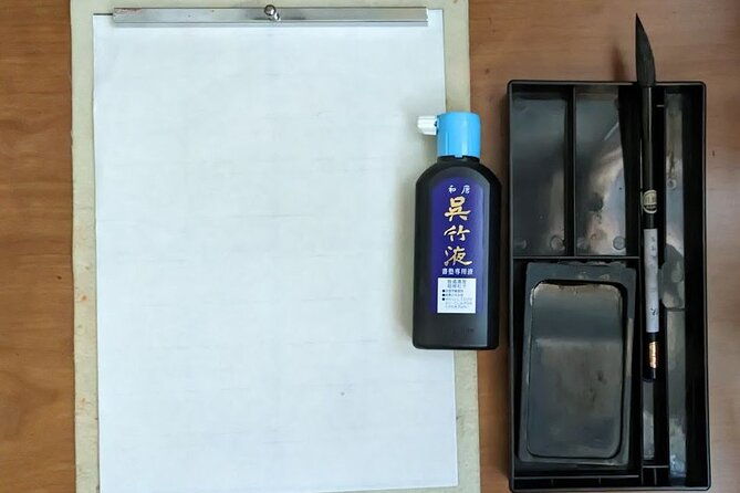 calligraphy-experience-at-tokyo-ginza-and-tsukiji-area