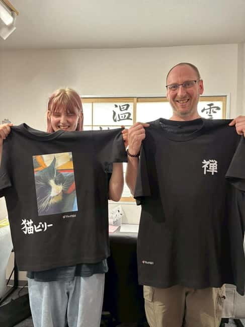 Calligraphy & print your calligraphy on a T-shirt. - The Meeting Point & Practical Details