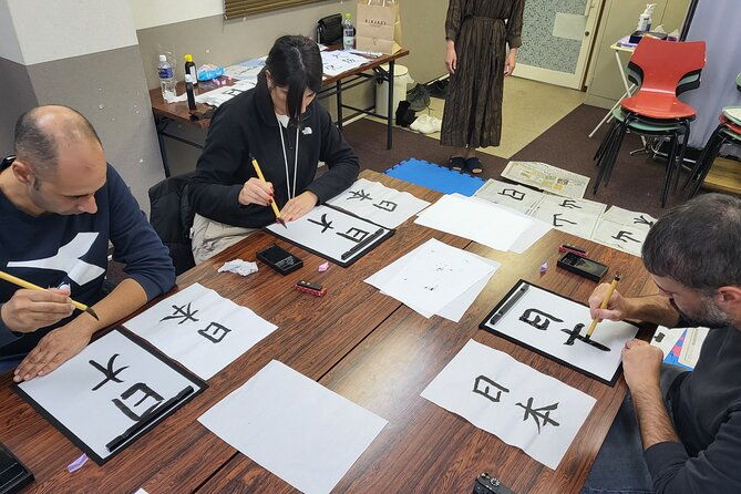calligraphy-workshop-in-namba
