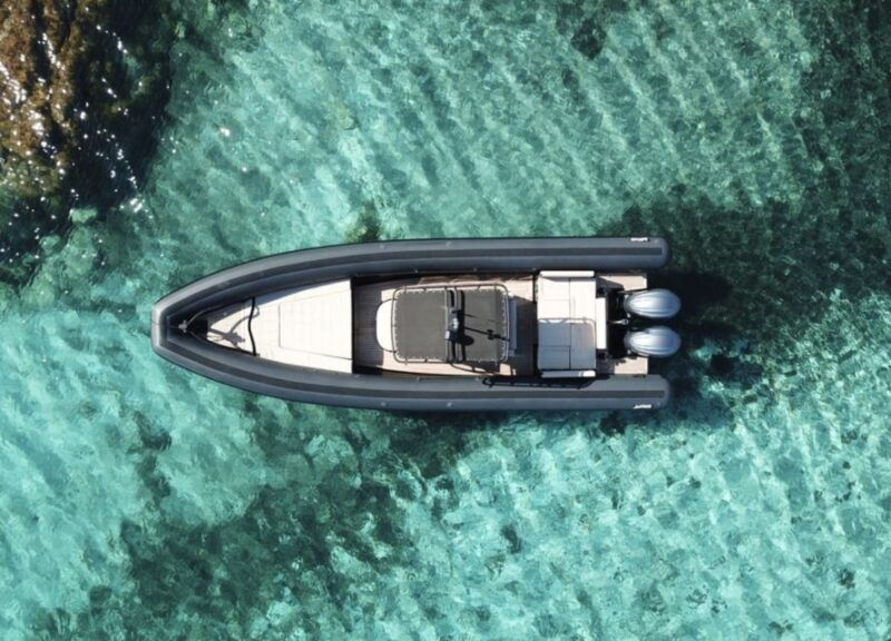 calvi-private-boat-tour-of-scandola-nature-reserve