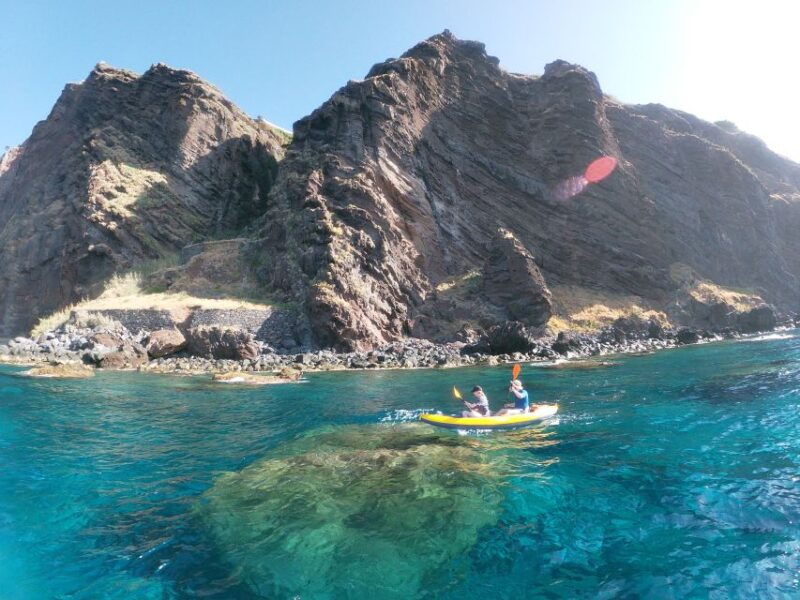camara-de-lobos-private-guided-kayaking-tour-in-madeira
