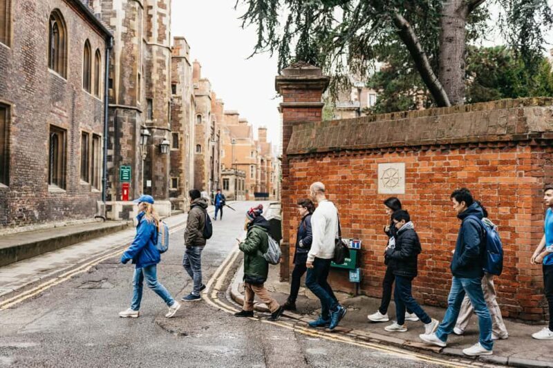 Cambridge: Alumni-led Walking Tour w/opt King's Chapel - Key Points  