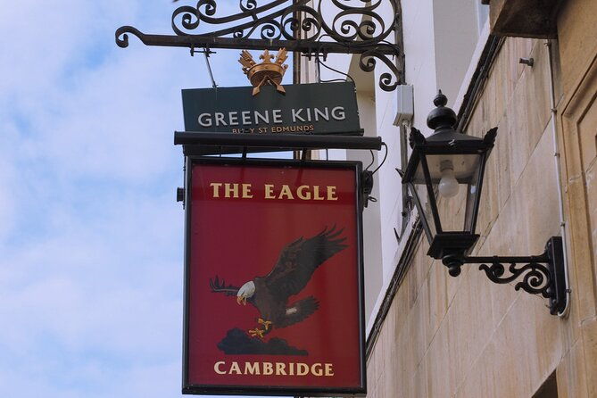 cambridge-famous-alumni-quest-experience