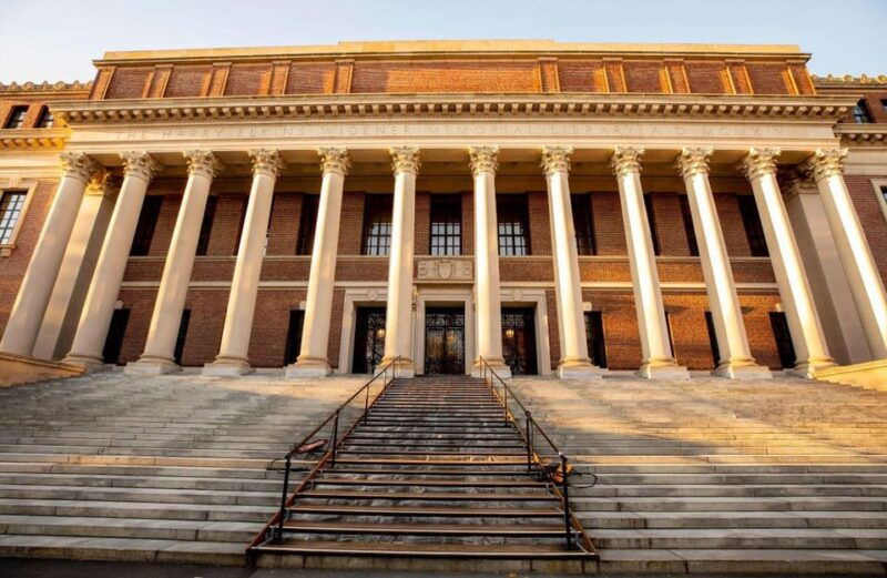 cambridge-massachusetts-mit-and-harvard-walking-tour