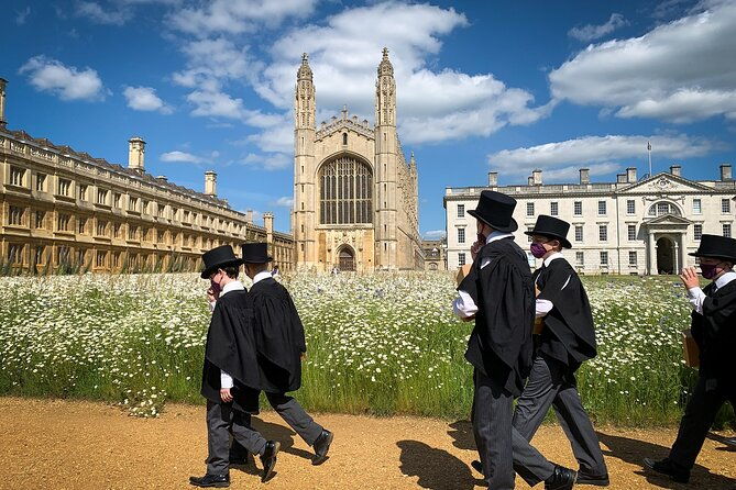 cambridge-university-with-alumni-optional-kings-college-entrance