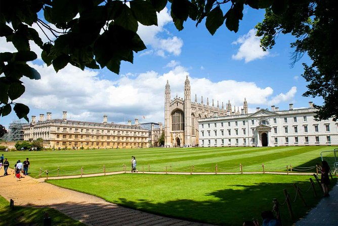 cambridge-university-with-alumni-optional-kings-college-entrance