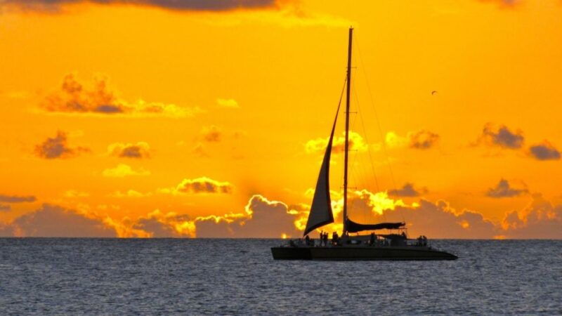 cambrils-costa-dorada-sunset-catamaran-cruise-with-drinks