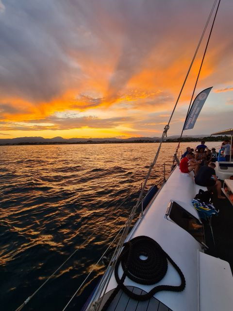 cambrils-costa-dorada-sunset-catamaran-cruise-with-drinks