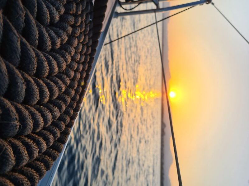 cambrils-costa-dorada-sunset-catamaran-cruise-with-drinks