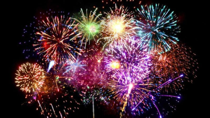 cambrils-evening-cruise-with-fireworks-display-and-drinks