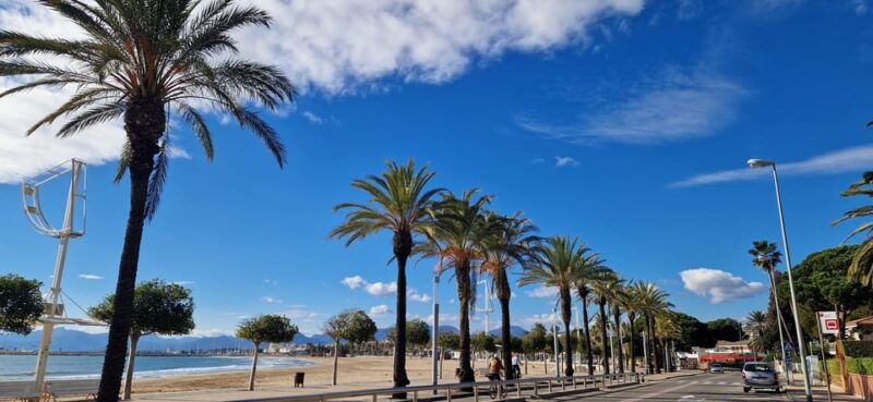 cambrils-village-with-free-1-wine-yacht-club-hotel-pickup