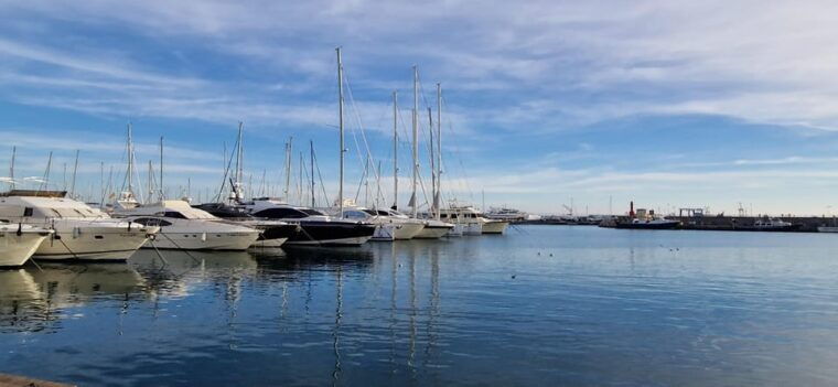 cambrils-village-with-free-1-wine-yacht-club-hotel-pickup