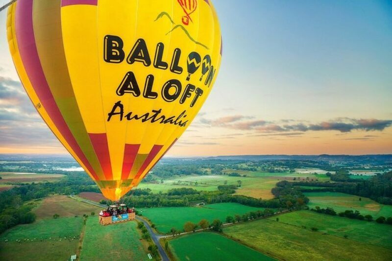 Camden Valley: Sunrise Hot Air Balloon Flight With Breakfast - Key Points