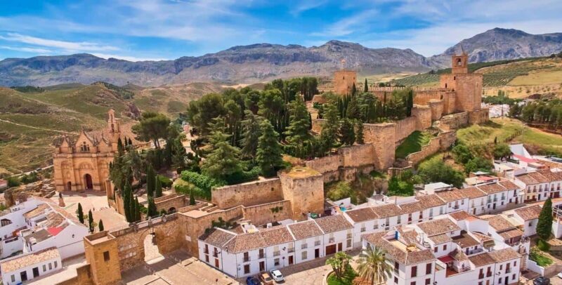 Caminito del Rey and Antequera: Dolmens and Free Time from Malaga - FAQs