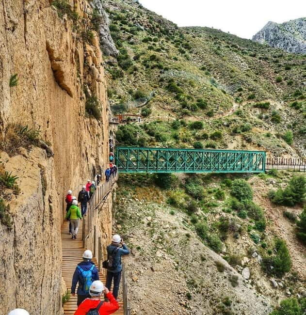 CAMINITO DEL REY: Guided tour + shuttle bus + gastronomic experience. - Key Points